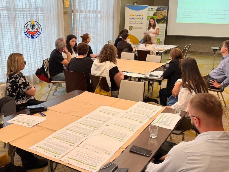 Këshilli i Qarkut Durrës mori pjesë në ditën e parë të takimit të Semestrit të 3-të të projektit (1)