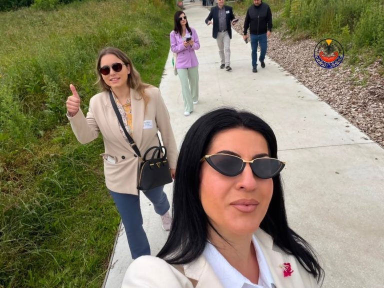 Këshilli i Qarkut Durrës vijoi pjesëmarrjen në ditën e dytë të Workshop-it të Tretë Tematik të p (2)